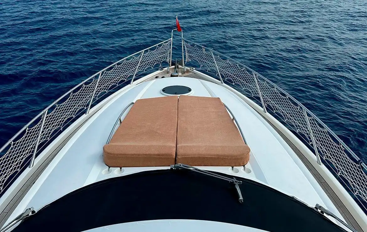 Kemer Yacht Rental 18m Sunseeker Manhattan 56